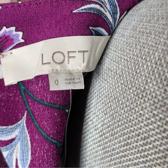 LOFT Purple Floral Long Sleeve Ruffle Hem Dress - size 0 - Picture 8 of 12